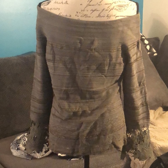 LAST CHANCE💄 I.N.C International Concepts Off the Shoulder Sweater, size Large - Picture 5 of 6